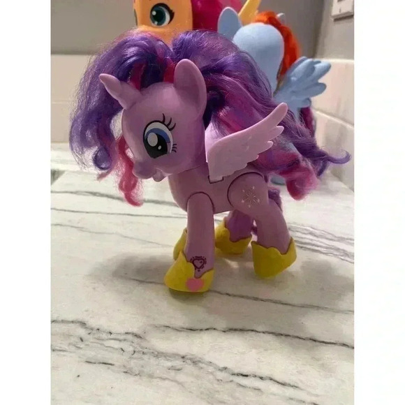 My Little Pony Lot - Rainbow Dash - Twilight Sparkle - Sunny Starscout - Picture 6 of 9